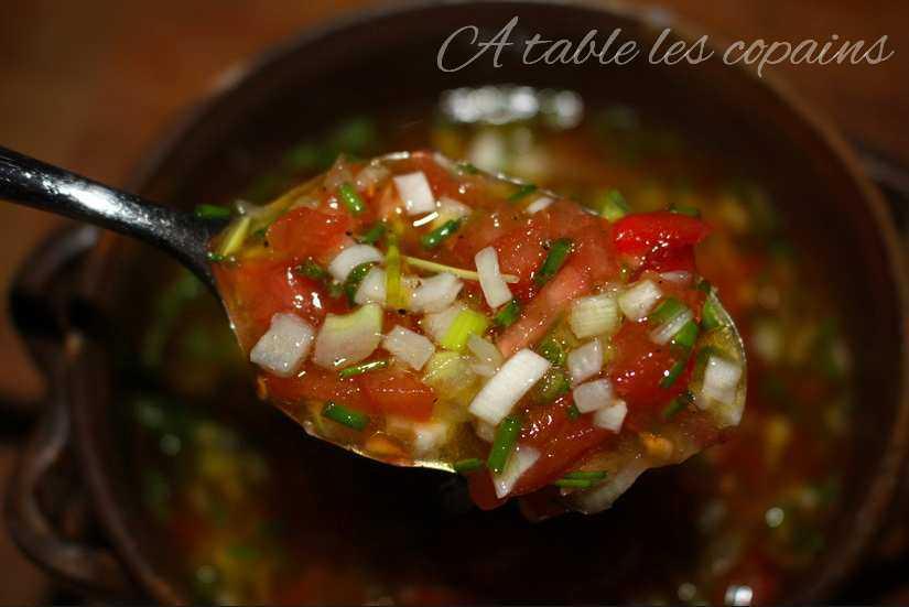 Sauce aux condiments pour poisson blanc