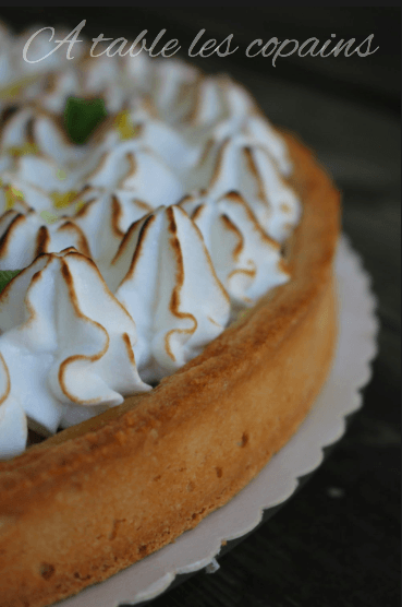 Tarte meringuée à la rhubarbe